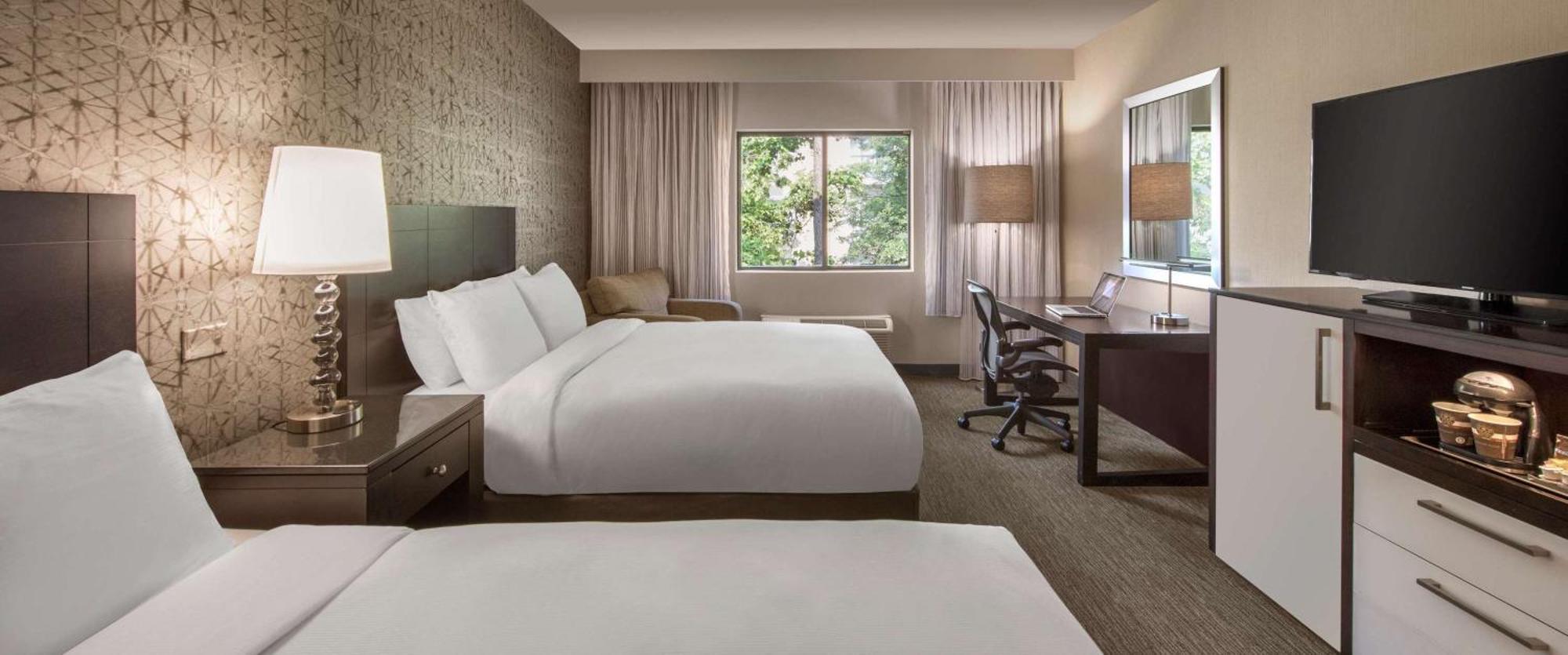 Doubletree By Hilton Hotel Chicago Wood Dale - Elk Grove Exterior photo