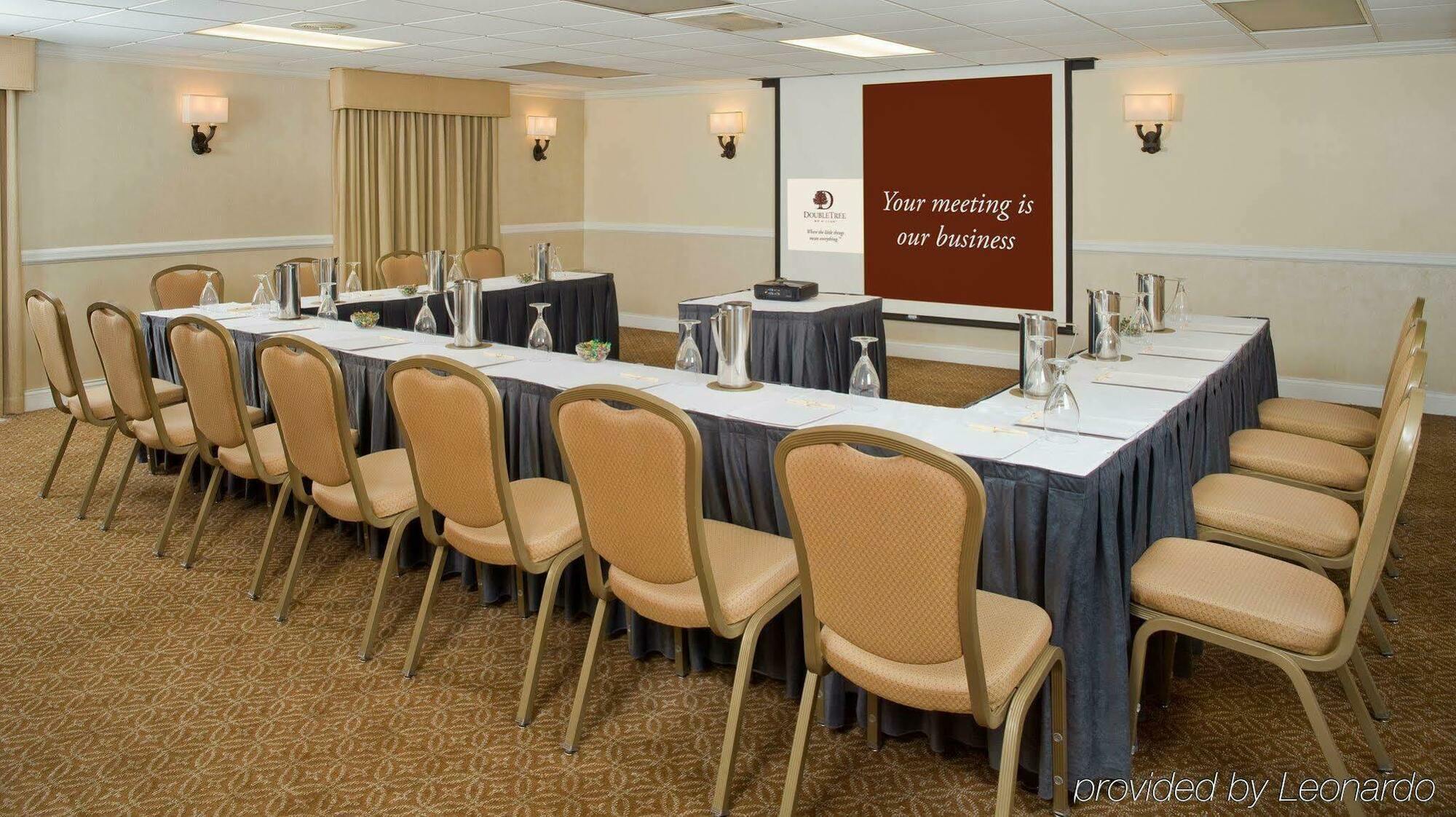 Doubletree By Hilton Hotel Chicago Wood Dale - Elk Grove Exterior photo